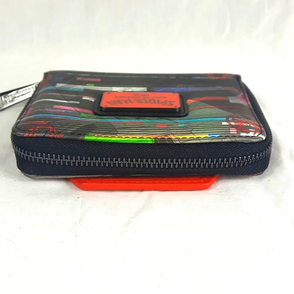 Loungefly Spiderman Spiderverse Lenticular Glow in The Dark Wallet Zip Around - Picture 9 of 11